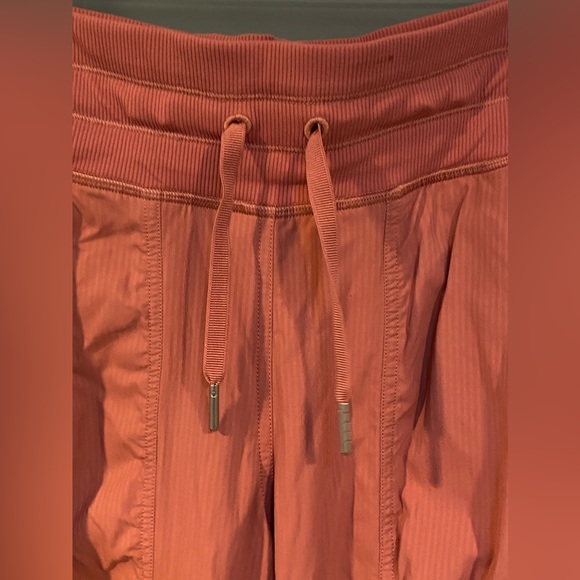 Lululemon Dance Studio Mid-rise Jogger Full Length.Color dark pink . Size 4. - Picture 8 of 10